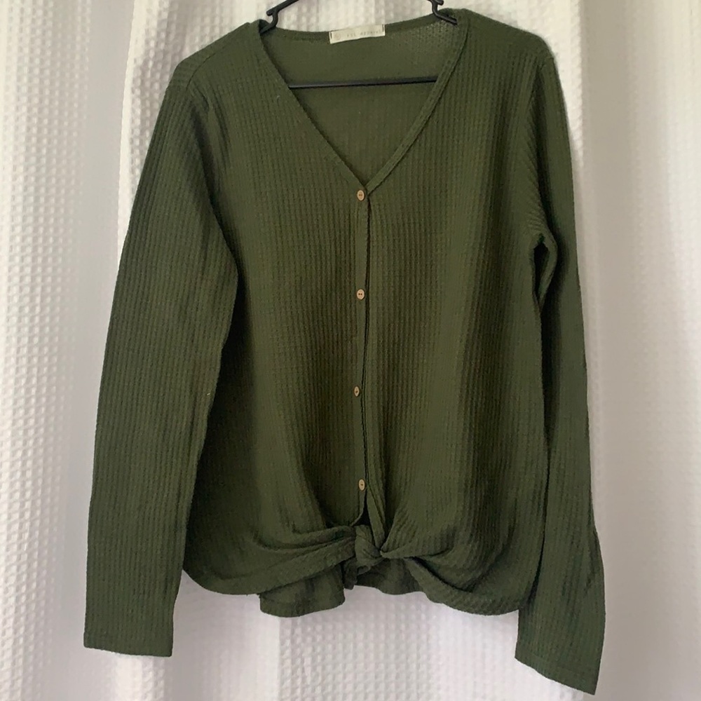 Boutique long sleeve